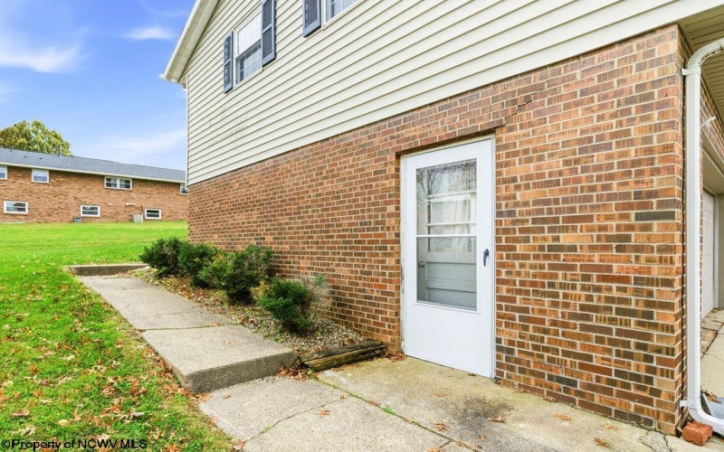 603 Hickory Lane, Bridgeport, West Virginia 26330, 3 Bedroom Bedrooms, 6 Room Rooms,2 BathroomBathrooms,Single Family Detached,For Sale,Hickory,0,10167453 603 Hickory Lane, Bridgeport, West Virginia 26330, 3 Bedroom Bedrooms, 6 Room Rooms,2 BathroomBathrooms,Single Family Detached,For Sale,Hickory,0,10167453