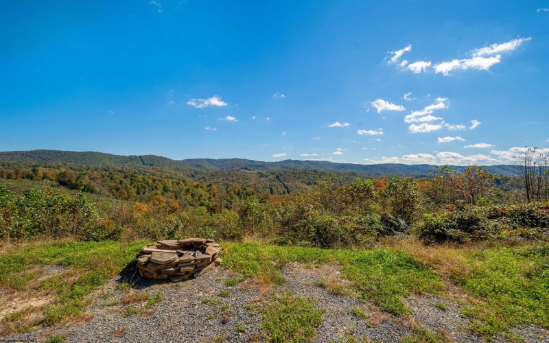 141 Winterburg Place, Terra Alta, West Virginia 26764, 2 Bedroom Bedrooms, 4 Room Rooms,1 BathroomBathrooms,Single Family Detached,For Sale,Winterburg,0,10167450