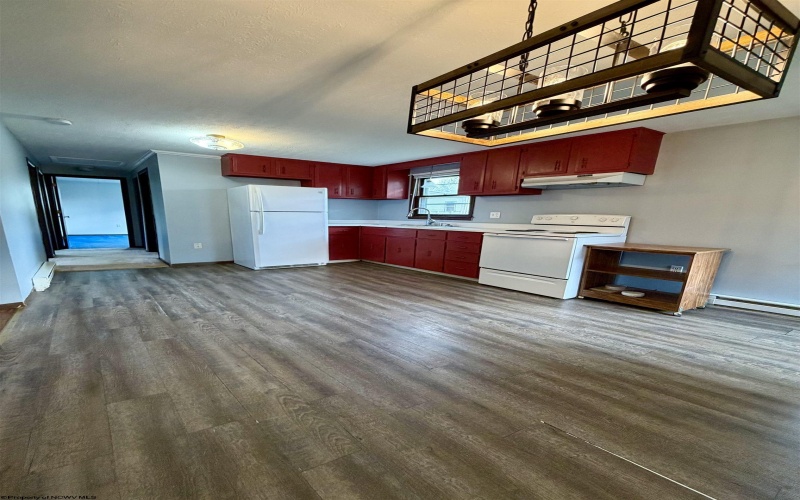 531 Johnson Avenue, Belington, West Virginia 26250, 3 Bedroom Bedrooms, 8 Room Rooms,1 BathroomBathrooms,Single Family Detached,For Sale,Johnson,0,10167459