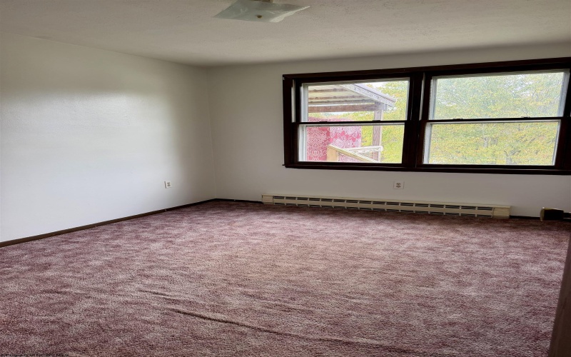 531 Johnson Avenue, Belington, West Virginia 26250, 3 Bedroom Bedrooms, 8 Room Rooms,1 BathroomBathrooms,Single Family Detached,For Sale,Johnson,0,10167459