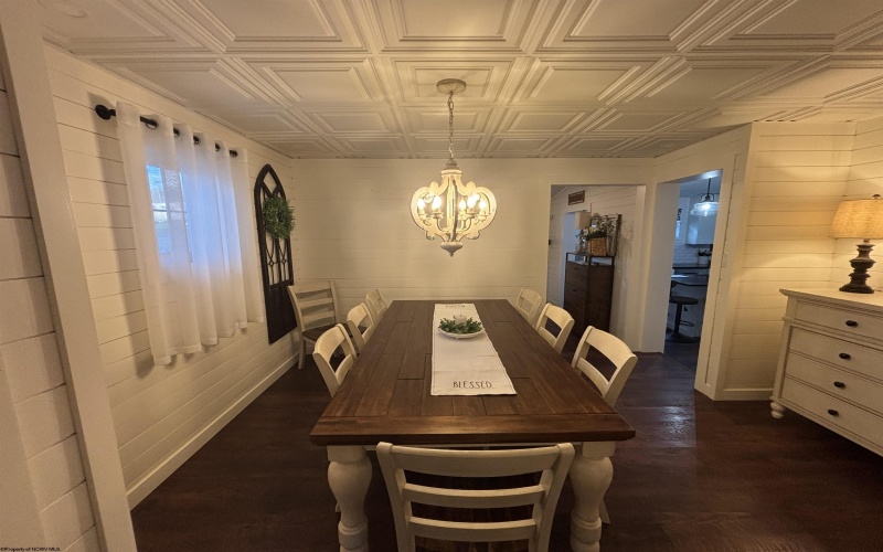 53 Tall Timber Lane, Clarksburg, West Virginia 26301-5747, 3 Bedroom Bedrooms, 8 Room Rooms,2 BathroomBathrooms,Single Family Detached,For Sale,Tall Timber,0,10167460