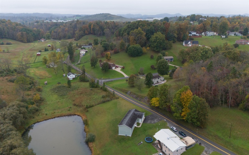 706 Middleville Road, Bridgeport, West Virginia 26330-0000, 2 Bedroom Bedrooms, 5 Room Rooms,1 BathroomBathrooms,Single Family Detached,For Sale,Middleville,0,10167463