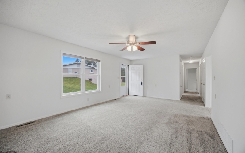 706 Middleville Road, Bridgeport, West Virginia 26330-0000, 2 Bedroom Bedrooms, 5 Room Rooms,1 BathroomBathrooms,Single Family Detached,For Sale,Middleville,0,10167463