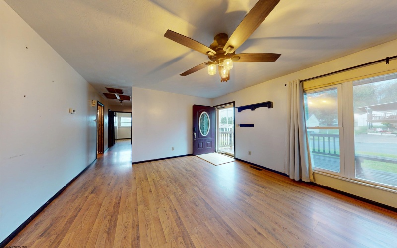 514 Hayhurst Street, Rivesville, West Virginia 26588, 3 Bedroom Bedrooms, 9 Room Rooms,1 BathroomBathrooms,Single Family Detached,For Sale,Hayhurst,0,10167468