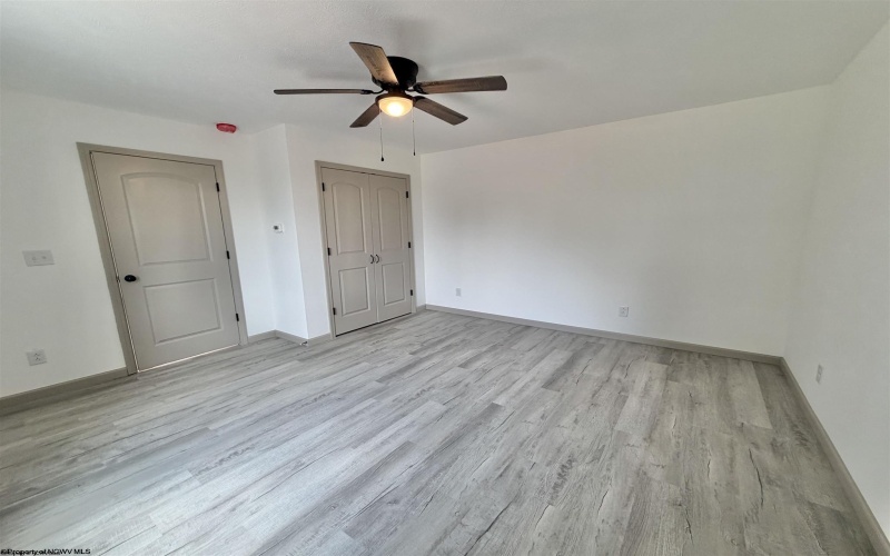 800 Country Club Road, Fairmont, West Virginia 26554, 5 Bedroom Bedrooms, 8 Room Rooms,3 BathroomBathrooms,Residential Rentals,For Rent,Country Club,0,10167474