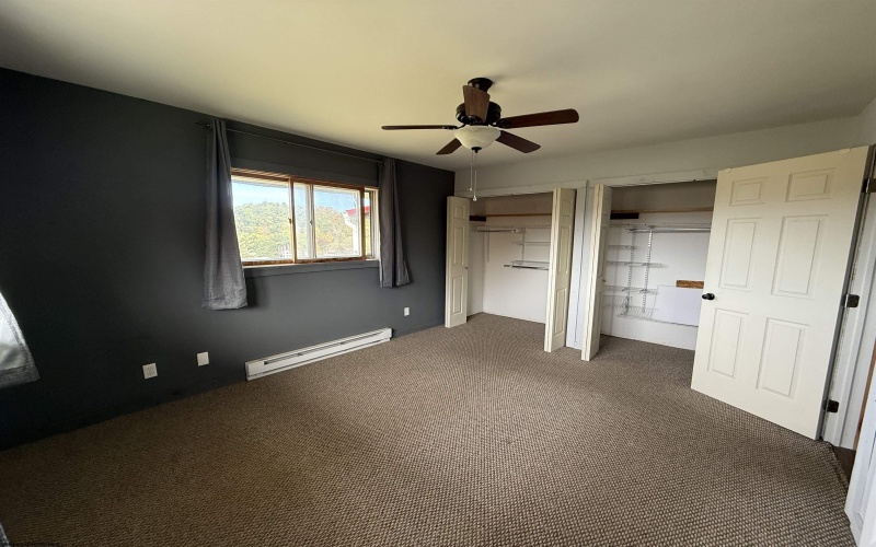 43 Gwendolyn Drive, Elkins, West Virginia 26241, 3 Bedroom Bedrooms, 11 Room Rooms,3 BathroomBathrooms,Single Family Detached,For Sale,Gwendolyn,0,10167349