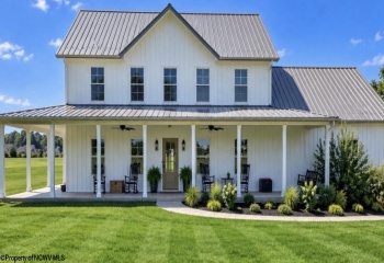 380 Jewel City Boulevard, Meadowbrook, West Virginia 26404, 4 Bedroom Bedrooms, 13 Room Rooms,2 BathroomBathrooms,Single Family Detached,For Sale,Jewel City,0,10167469