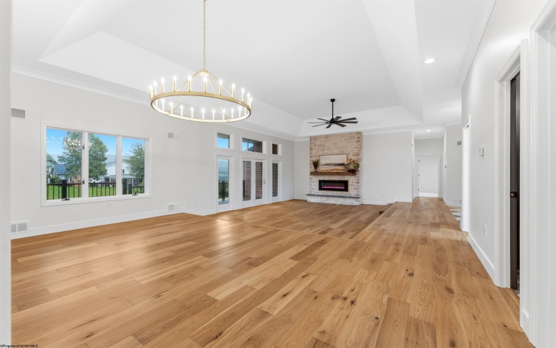 365 Saratoga Drive, Uniontown, Pennsylvania 15401, 4 Bedroom Bedrooms, 7 Room Rooms,2 BathroomBathrooms,Single Family Detached,For Sale,Saratoga,0,10167472