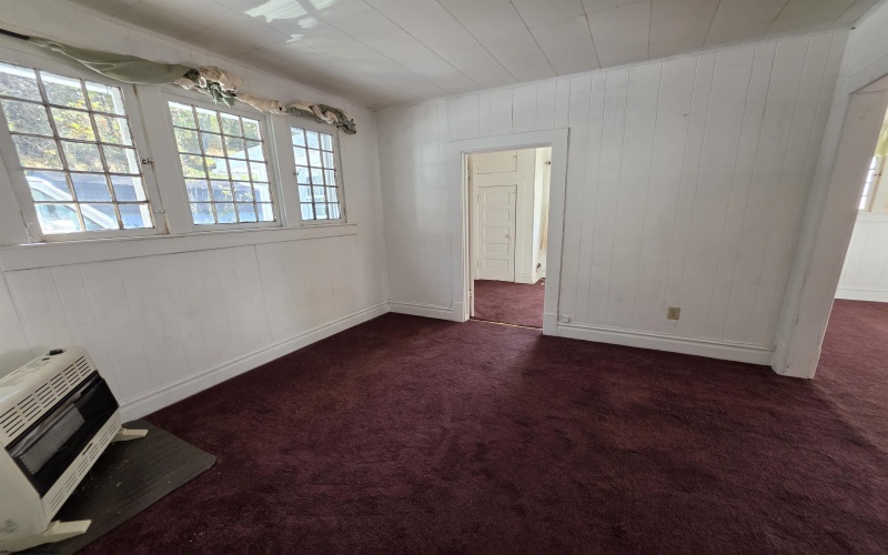 66 Carolina Avenue, Salem, West Virginia 26426, 2 Bedroom Bedrooms, 6 Room Rooms,1 BathroomBathrooms,Single Family Detached,For Sale,Carolina,0,10167471