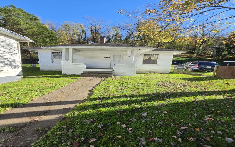 66 Carolina Avenue, Salem, West Virginia 26426, 2 Bedroom Bedrooms, 6 Room Rooms,1 BathroomBathrooms,Single Family Detached,For Sale,Carolina,0,10167471