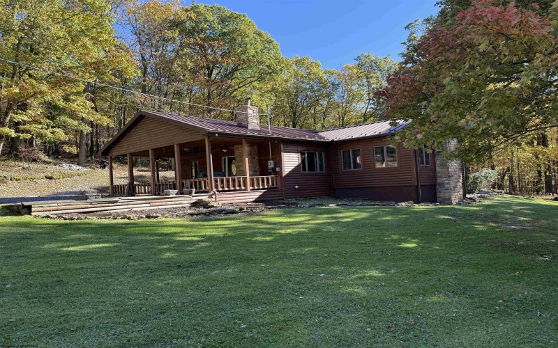26032 Veterans Memorial Highway, Terra Alta, West Virginia 26764, 4 Bedroom Bedrooms, 9 Room Rooms,3 BathroomBathrooms,Single Family Detached,For Sale,Veterans Memorial,0,10167475