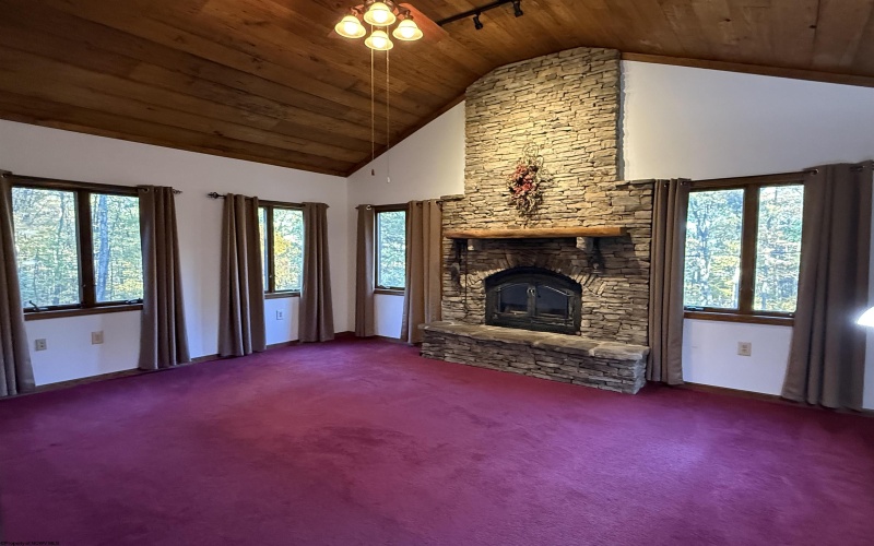 26032 Veterans Memorial Highway, Terra Alta, West Virginia 26764, 4 Bedroom Bedrooms, 9 Room Rooms,3 BathroomBathrooms,Single Family Detached,For Sale,Veterans Memorial,0,10167475