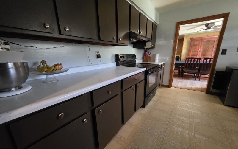 300 Toy Street, Terra Alta, West Virginia 26764, 5 Bedroom Bedrooms, 9 Room Rooms,2 BathroomBathrooms,Single Family Detached,For Sale,Toy,0,10167478