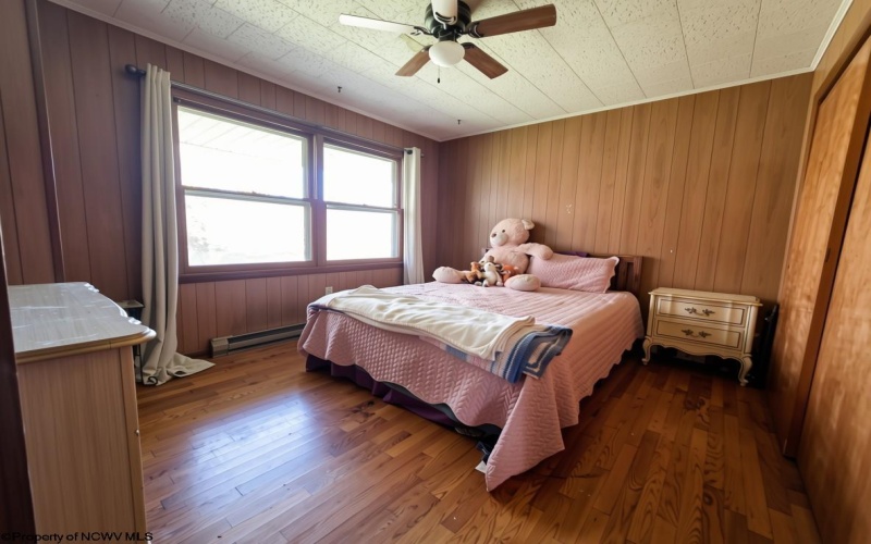 300 Toy Street, Terra Alta, West Virginia 26764, 5 Bedroom Bedrooms, 9 Room Rooms,2 BathroomBathrooms,Single Family Detached,For Sale,Toy,0,10167478