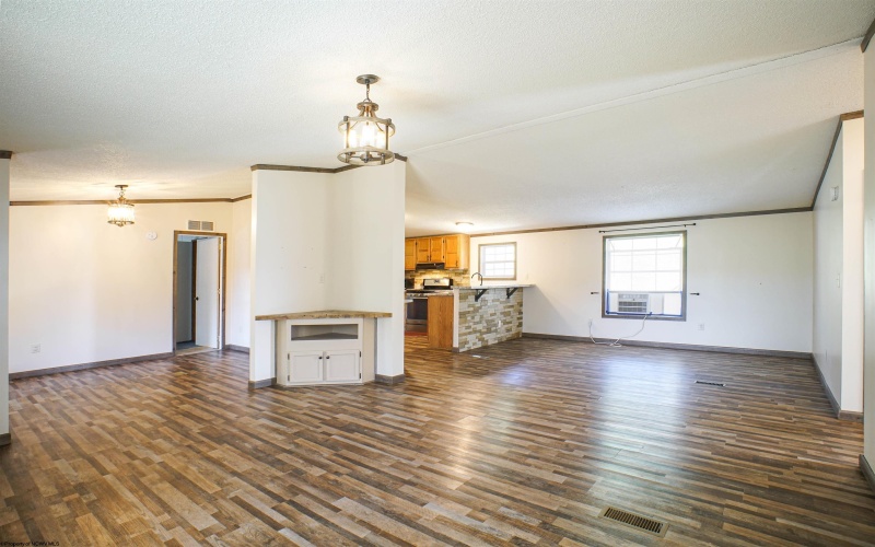 1250 Monumental Road, Fairmont, West Virginia 26554, 3 Bedroom Bedrooms, 7 Room Rooms,2 BathroomBathrooms,Single Family Detached,For Sale,Monumental,0,10167476
