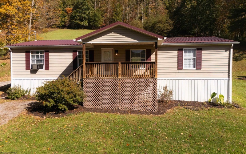 1250 Monumental Road, Fairmont, West Virginia 26554, 3 Bedroom Bedrooms, 7 Room Rooms,2 BathroomBathrooms,Single Family Detached,For Sale,Monumental,0,10167476