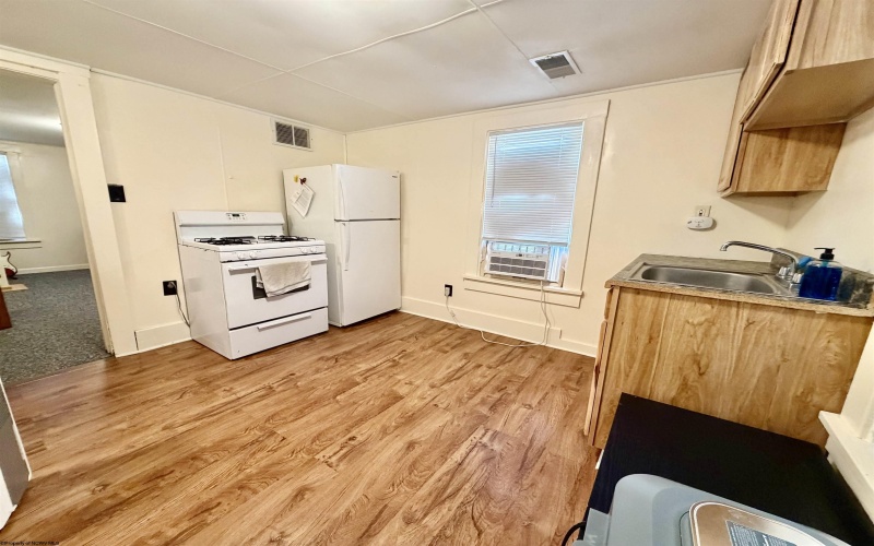 493 Pennsylvania Avenue, Morgantown, West Virginia 26501, 0 , 0 ,0,Multi-unit/income,For Sale,Pennsylvania,0,10167484