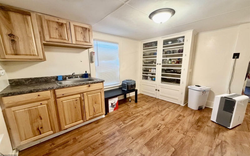 493 Pennsylvania Avenue, Morgantown, West Virginia 26501, 0 , 0 ,0,Multi-unit/income,For Sale,Pennsylvania,0,10167484