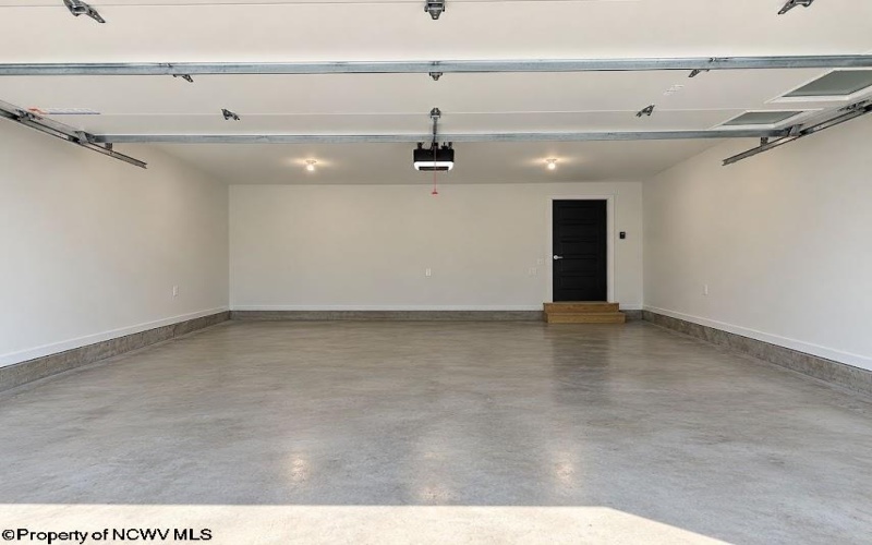 202 King Drive, Kingwood, West Virginia 26537, 3 Bedroom Bedrooms, 8 Room Rooms,2 BathroomBathrooms,Single Family Detached,For Sale,King,0,10167483