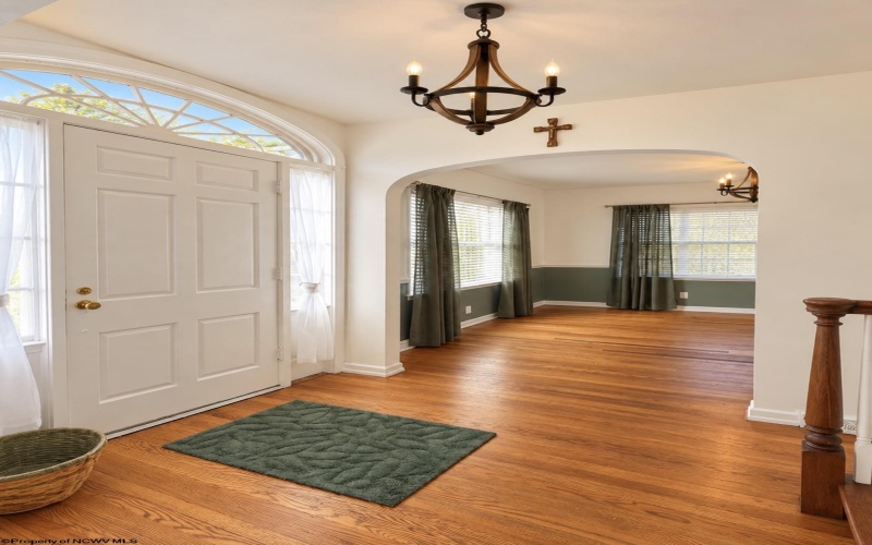 859 Winter Avenue, Weston, West Virginia 26452, 3 Bedroom Bedrooms, 6 Room Rooms,2 BathroomBathrooms,Single Family Detached,For Sale,Winter,0,10167485