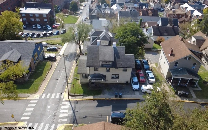 669 Price Street, Morgantown, West Virginia 26505, 7 Bedroom Bedrooms, 11 Room Rooms,3 BathroomBathrooms,Single Family Detached,For Sale,Price,0,10167486