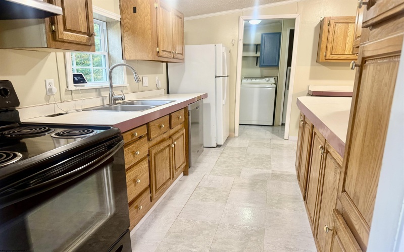 89 Valley Way, Bridgeport, West Virginia 26330, 3 Bedroom Bedrooms, 6 Room Rooms,2 BathroomBathrooms,Single Family Detached,For Sale,Valley,0,10167482