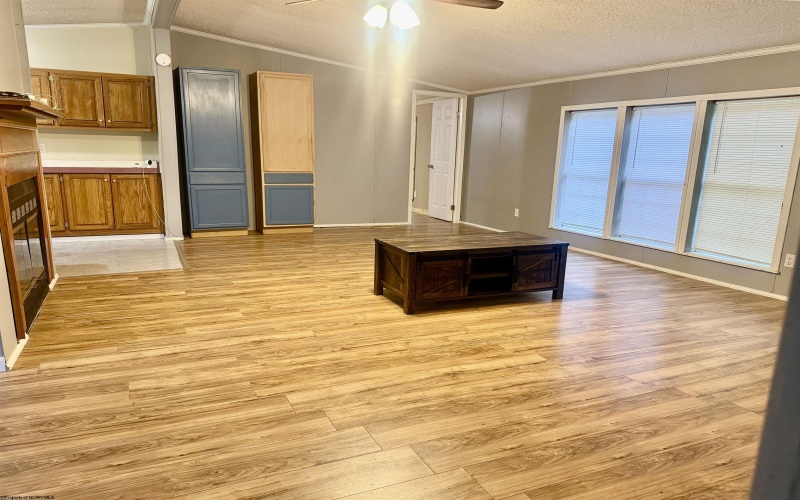89 Valley Way, Bridgeport, West Virginia 26330, 3 Bedroom Bedrooms, 6 Room Rooms,2 BathroomBathrooms,Single Family Detached,For Sale,Valley,0,10167482