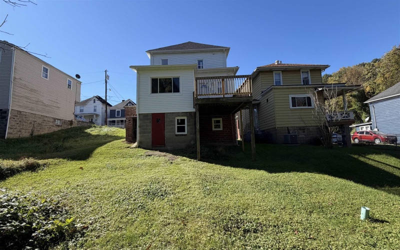 415 College Street, Clarksburg, West Virginia 26301, 4 Bedroom Bedrooms, 7 Room Rooms,1 BathroomBathrooms,Single Family Detached,For Sale,College,0,10167492