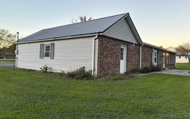 321 Q Road, Arthurdale, West Virginia 26520, 3 Bedroom Bedrooms, 10 Room Rooms,2 BathroomBathrooms,Single Family Detached,For Sale,Q,0,10167496