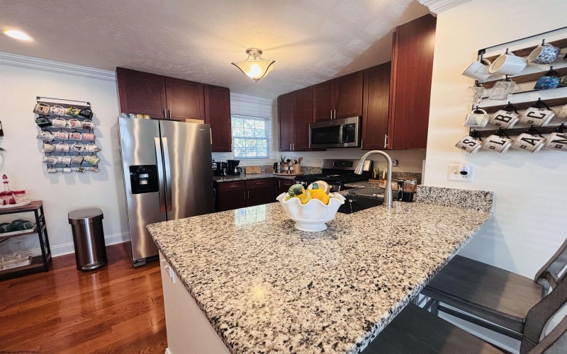 9 Five Forks Drive, Morgantown, West Virginia 26508, 2 Bedroom Bedrooms, 5 Room Rooms,2 BathroomBathrooms,Single Family Attached,For Sale,Five Forks,0,10167502