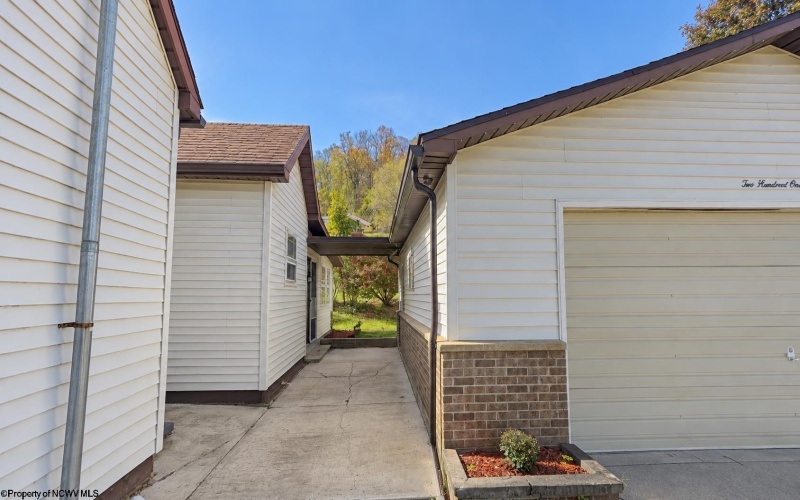 201 Moritz Avenue, Grafton, West Virginia 26354, 3 Bedroom Bedrooms, 7 Room Rooms,1 BathroomBathrooms,Single Family Detached,For Sale,Moritz,0,10167499 201 Moritz Avenue, Grafton, West Virginia 26354, 3 Bedroom Bedrooms, 7 Room Rooms,1 BathroomBathrooms,Single Family Detached,For Sale,Moritz,0,10167499