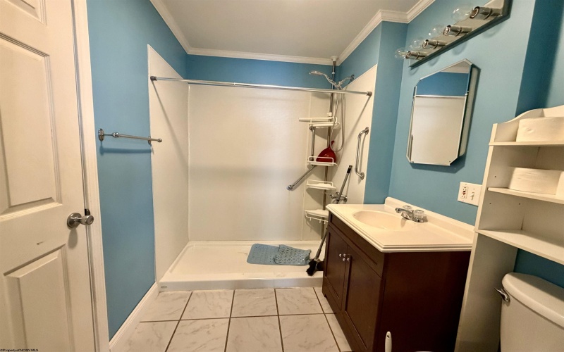107 Elm Drive, Fairmont, West Virginia 26554, 1 Bedroom Bedrooms, 6 Room Rooms,1 BathroomBathrooms,Single Family Detached,For Sale,Elm,0,10167500