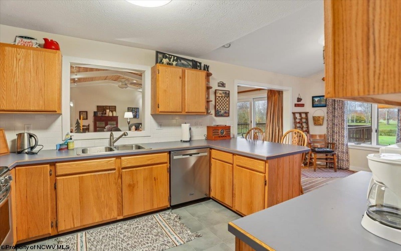 28 Pancake Lane, Davis, West Virginia 26260, 4 Bedroom Bedrooms, 8 Room Rooms,4 BathroomBathrooms,Single Family Detached,For Sale,Pancake,0,10167498