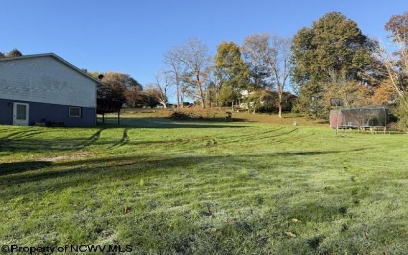125 Beacon Street, Belington, West Virginia 26250, 4 Bedroom Bedrooms, 6 Room Rooms,2 BathroomBathrooms,Single Family Detached,For Sale,Beacon,0,10167497