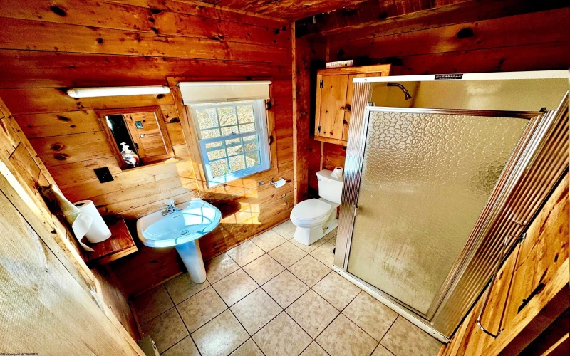 483 High Road, Franklin, West Virginia 26807, 2 Bedroom Bedrooms, 6 Room Rooms,1 BathroomBathrooms,Single Family Detached,For Sale,High,0,10156928