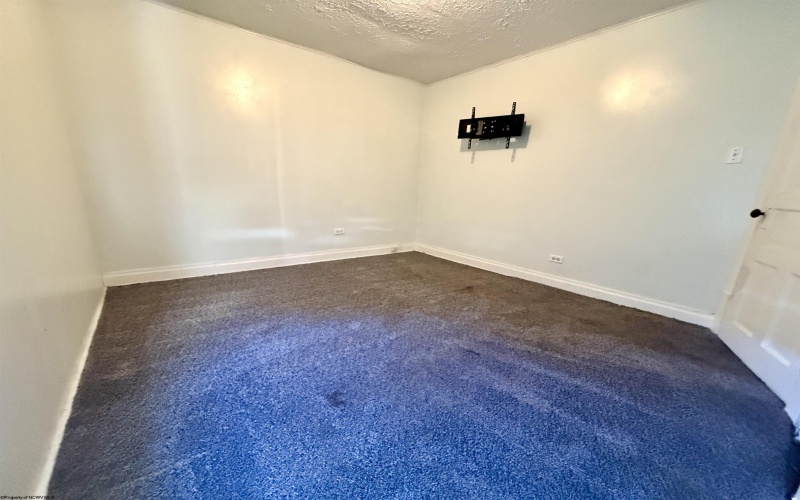 1020 1/2 Main Street, Mannington, West Virginia 26582, 2 Bedroom Bedrooms, 5 Room Rooms,1 BathroomBathrooms,Single Family Detached,For Sale,Main,0,10167521