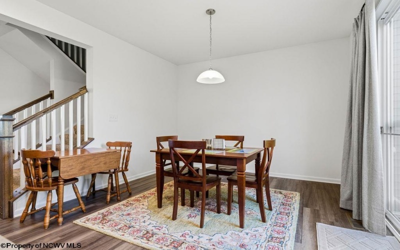 33 Dover Court, Bridgeport, West Virginia 26330, 3 Bedroom Bedrooms, 9 Room Rooms,2 BathroomBathrooms,Single Family Attached,For Sale,Dover,0,10167520