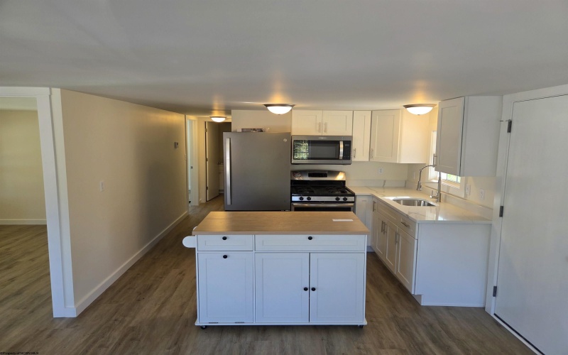 445 Center Street, Morgantown, West Virginia 26505, 2 Bedroom Bedrooms, 4 Room Rooms,1 BathroomBathrooms,Residential Rentals,For Rent,Center,0,10167511 445 Center Street, Morgantown, West Virginia 26505, 2 Bedroom Bedrooms, 4 Room Rooms,1 BathroomBathrooms,Residential Rentals,For Rent,Center,0,10167511