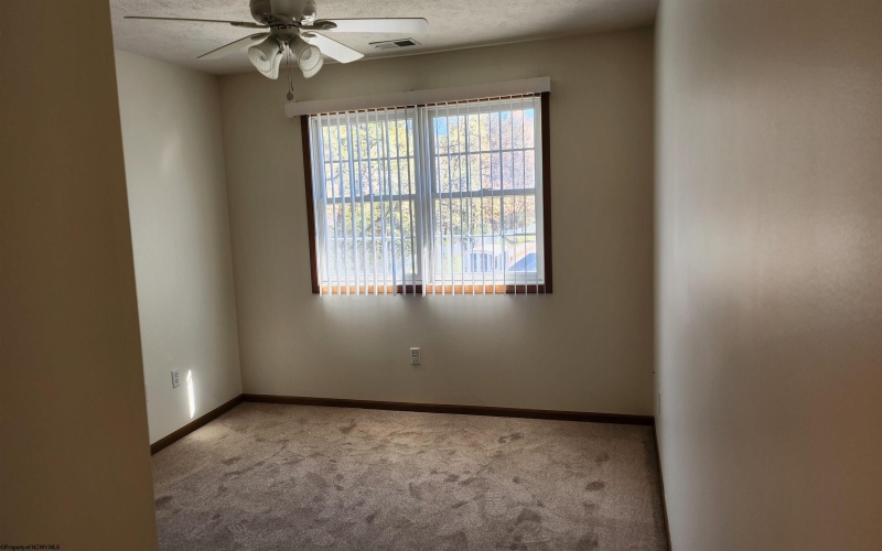 434 Creekside Drive, Morgantown, West Virginia 26508, 2 Bedroom Bedrooms, 4 Room Rooms,2 BathroomBathrooms,Single Family Attached,For Sale,Creekside,0,10167518