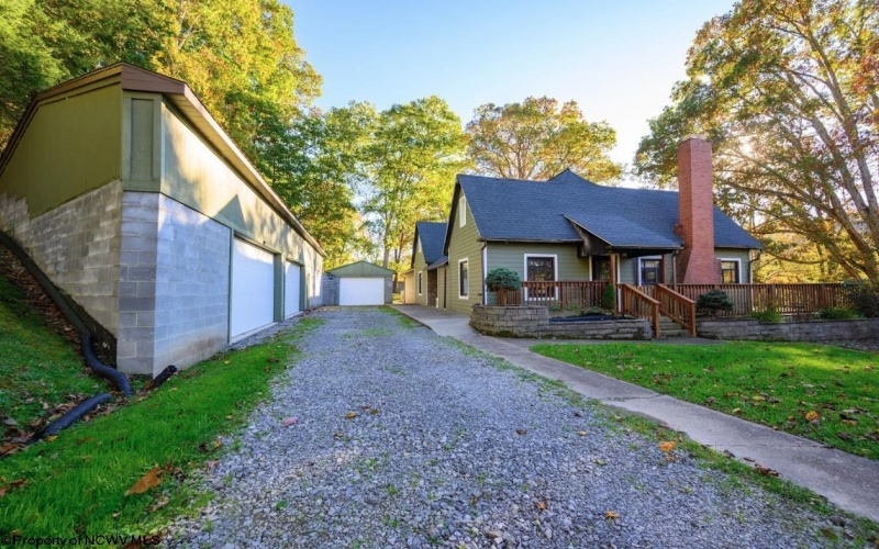 8067 Buckhannon Pike, Mount Clare, West Virginia 24098, 4 Bedroom Bedrooms, 8 Room Rooms,3 BathroomBathrooms,Single Family Detached,For Sale,Buckhannon,0,10167515