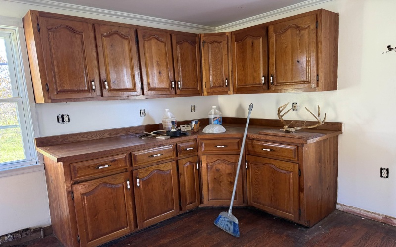 688 Franklin Road, Valley Bend, West Virginia 26293, 3 Bedroom Bedrooms, 7 Room Rooms,1 BathroomBathrooms,Single Family Detached,For Sale,Franklin,0,10167516