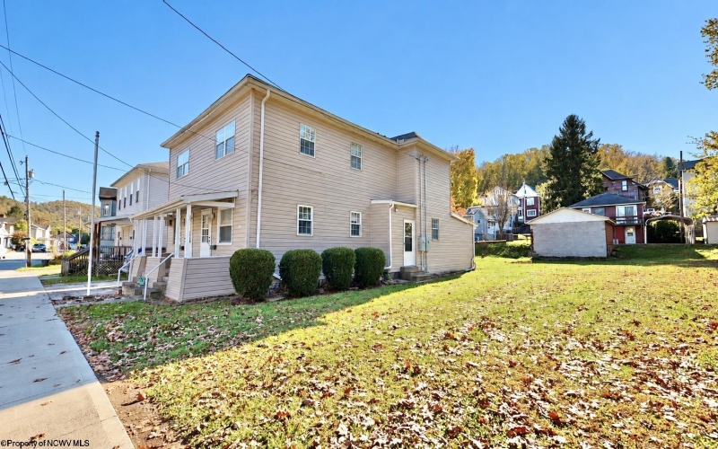 236 & 238 MAPLE Avenue, Grafton, West Virginia 26354, 0 , 0 ,0,Multi-unit/income,For Sale,MAPLE,0,10167522