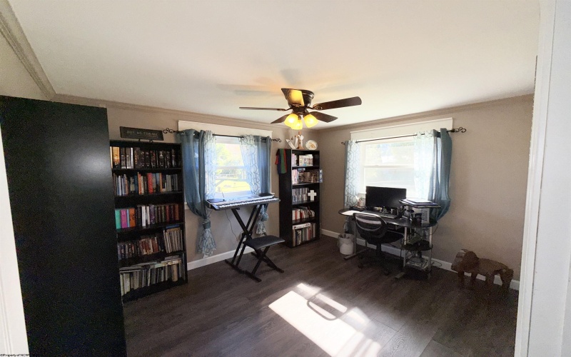 222 Ferndale Drive, Elkins, West Virginia 26241, 3 Bedroom Bedrooms, 6 Room Rooms,1 BathroomBathrooms,Single Family Detached,For Sale,Ferndale,0,10167540