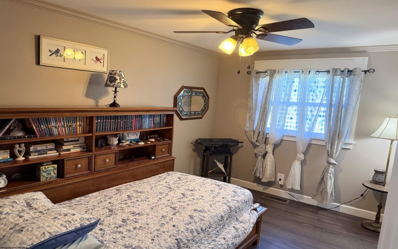 222 Ferndale Drive, Elkins, West Virginia 26241, 3 Bedroom Bedrooms, 6 Room Rooms,1 BathroomBathrooms,Single Family Detached,For Sale,Ferndale,0,10167540
