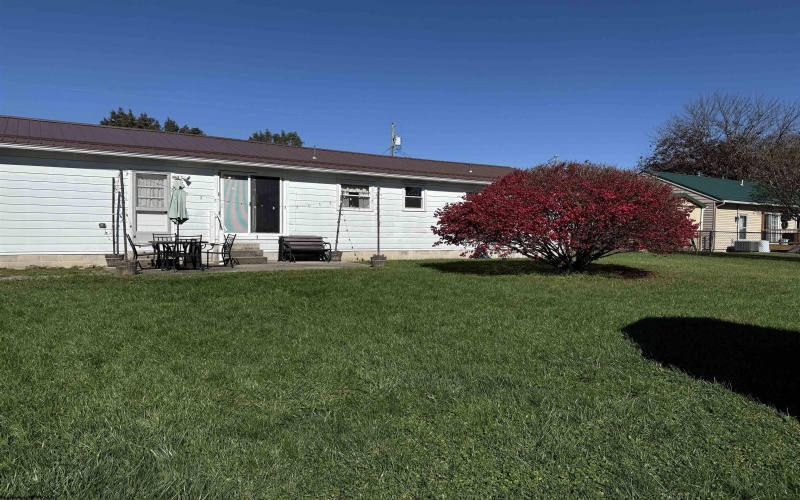 222 Ferndale Drive, Elkins, West Virginia 26241, 3 Bedroom Bedrooms, 6 Room Rooms,1 BathroomBathrooms,Single Family Detached,For Sale,Ferndale,0,10167540