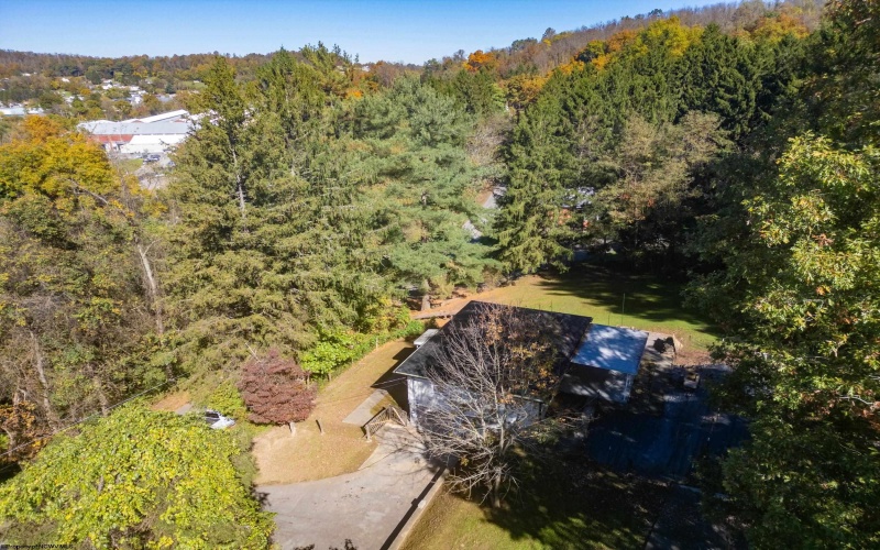 595 Owens Avenue, Fairmont, West Virginia 26554, 3 Bedroom Bedrooms, 6 Room Rooms,1 BathroomBathrooms,Single Family Detached,For Sale,Owens,0,10167537