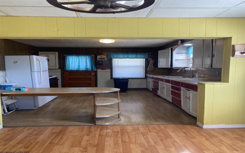 51 Pleasantview Road, Rivesville, West Virginia 26588, 3 Bedroom Bedrooms, 6 Room Rooms,1 BathroomBathrooms,Single Family Detached,For Sale,Pleasantview,0,10164200