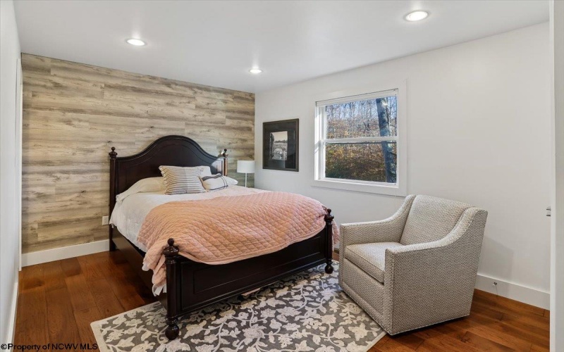 459 Lakeview Road, Davis, West Virginia 26260, 4 Bedroom Bedrooms, 7 Room Rooms,3 BathroomBathrooms,Single Family Detached,For Sale,Lakeview,0,10167527