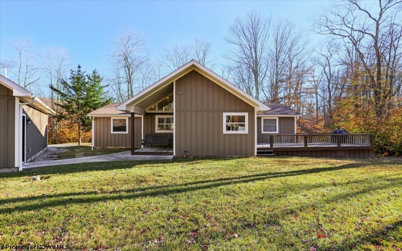 459 Lakeview Road, Davis, West Virginia 26260, 4 Bedroom Bedrooms, 7 Room Rooms,3 BathroomBathrooms,Single Family Detached,For Sale,Lakeview,0,10167527