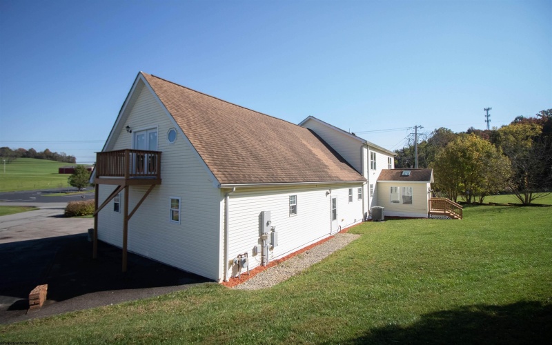 1098 Brookings Drive, Morgantown, West Virginia 26508, 5 Bedroom Bedrooms, 15 Room Rooms,5 BathroomBathrooms,Single Family Detached,For Sale,Brookings,0,10167529